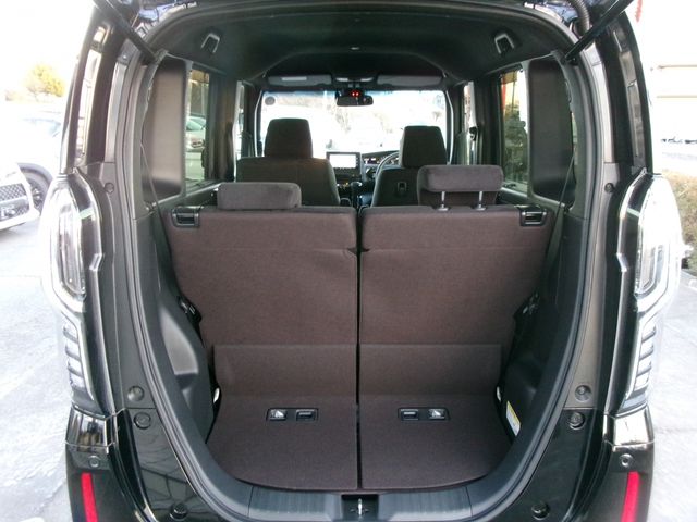 HONDA N BOX CUSTOM 2020 Image 31