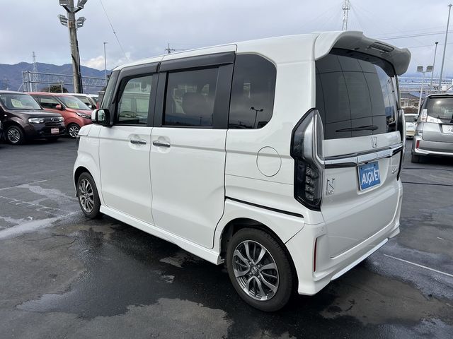 HONDA N BOX CUSTOM 2023 Image 31