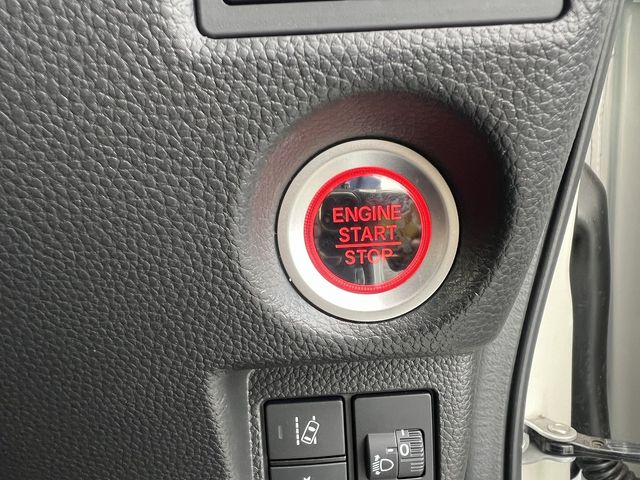 HONDA N BOX CUSTOM 2023 Image 31