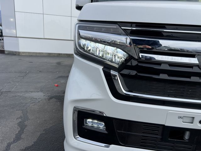 HONDA N BOX CUSTOM 2023 Image 31