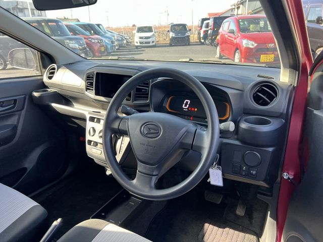 DAIHATSU MIRA E:S 2018 Image 31