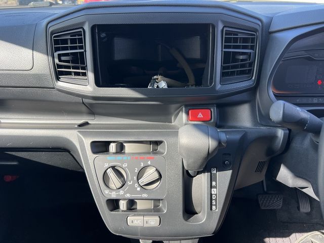 DAIHATSU MIRA E:S 2018 Image 31