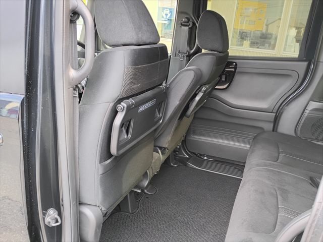 HONDA N BOX CUSTOM 2021 Image 31