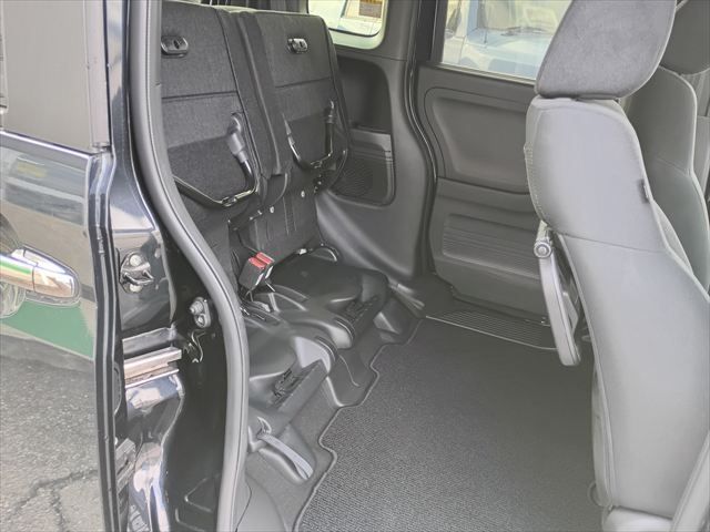 HONDA N BOX CUSTOM 2021 Image 31