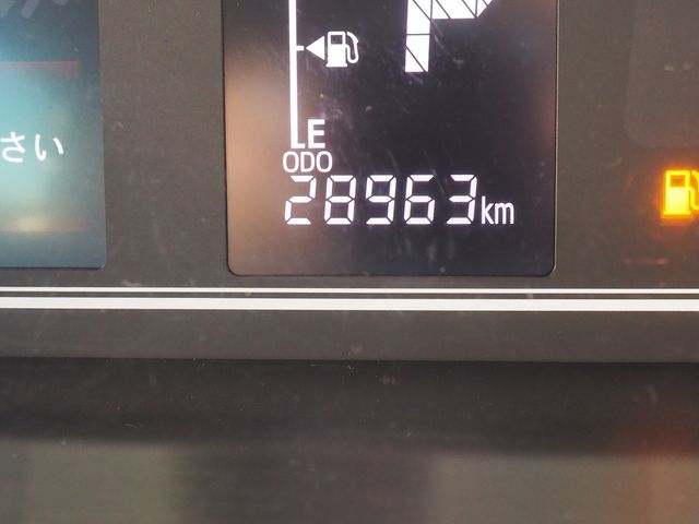 DAIHATSU TANTO 2021 Image 31