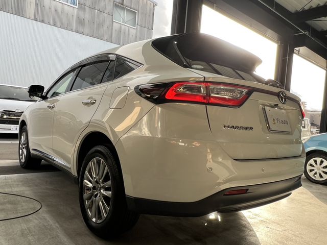 TOYOTA HARRIER 2WD 2018 Image 31