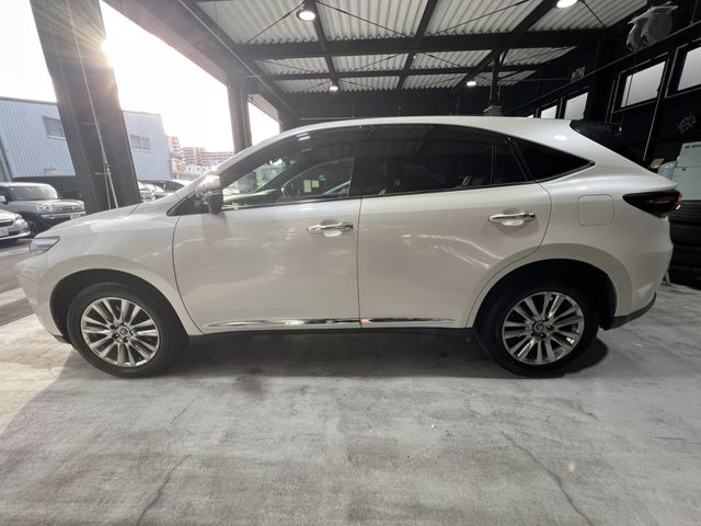 TOYOTA HARRIER 2WD 2018 Image 31