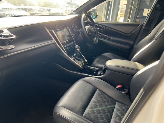 TOYOTA HARRIER 2WD 2018 Image 31