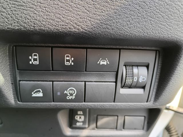 MITSUBISHI EK X SPACE 2021 Image 31