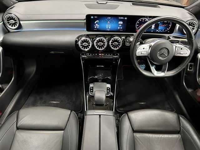 MERCEDES BENZ CLA CL 2019 Image 31