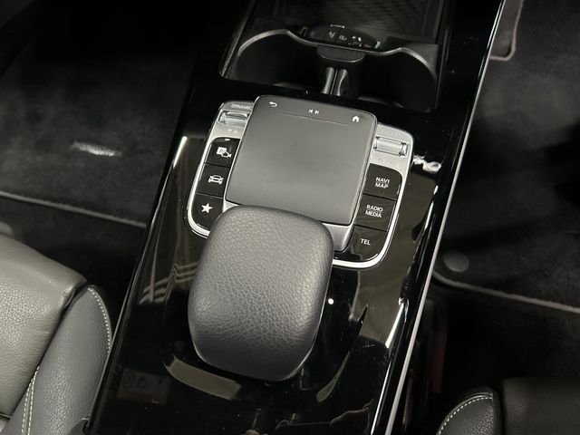 MERCEDES BENZ CLA CL 2019 Image 31