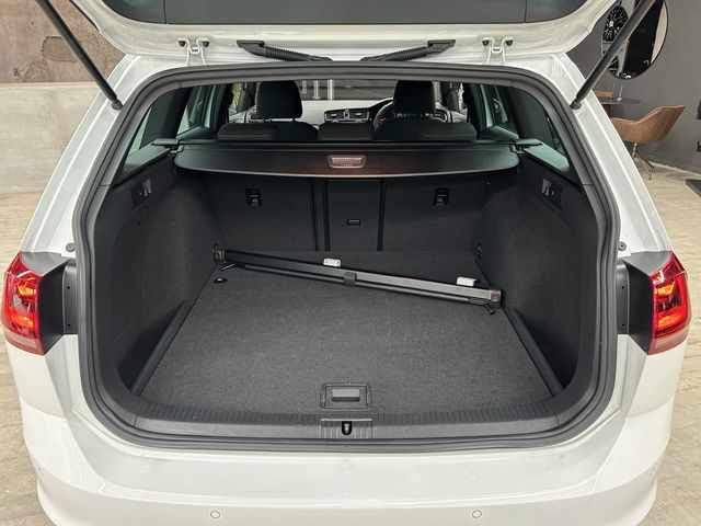 VOLKSWAGEN GOLF VARI 2015 Image 31