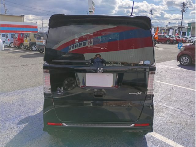 HONDA N BOX 2013 Image 31