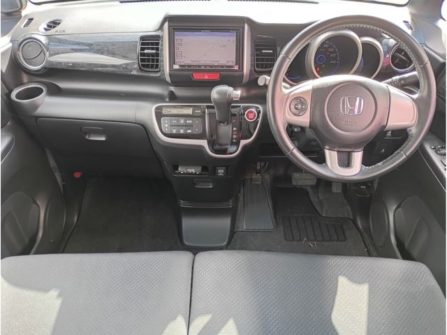 HONDA N BOX 2013 Image 31