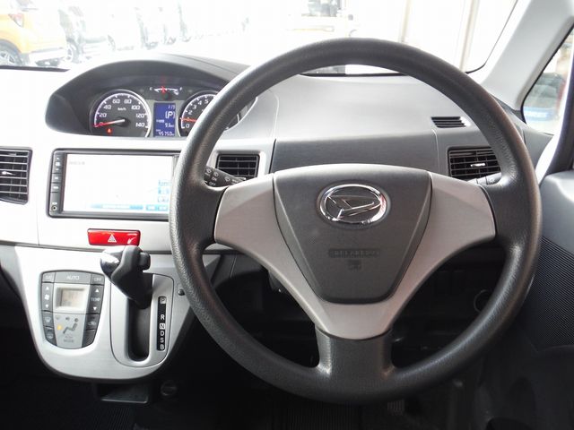 DAIHATSU MOVE CUSTOM 2011 Image 31