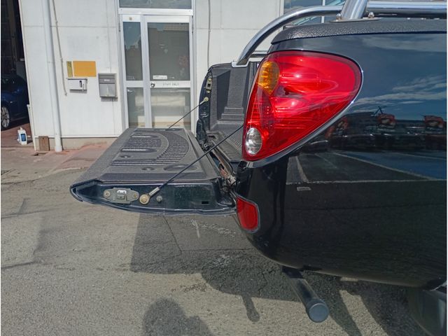 MITSUBISHI TRITON 2006 Image 31