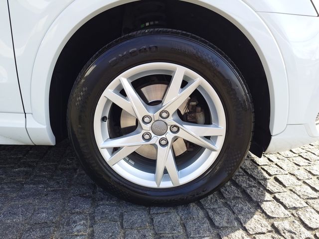 AUDI Q3 2015 Image 31