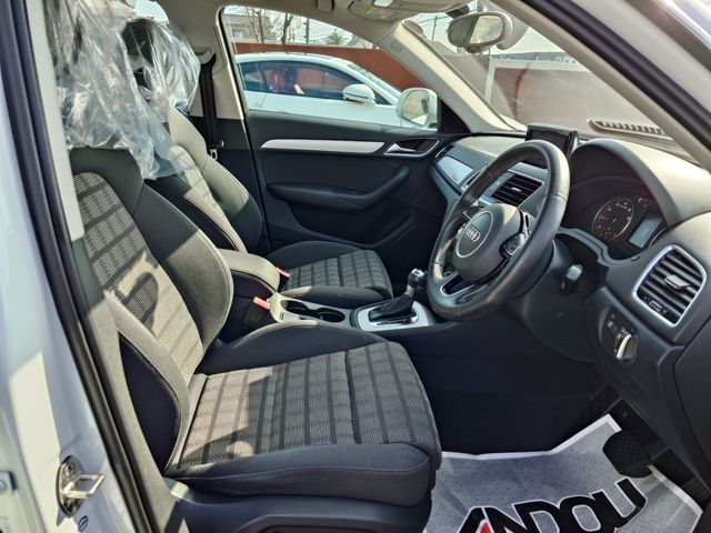AUDI Q3 2015 Image 31