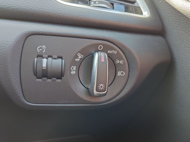 AUDI Q3 2015 Image 31