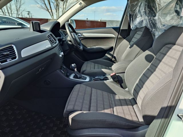 AUDI Q3 2015 Image 31