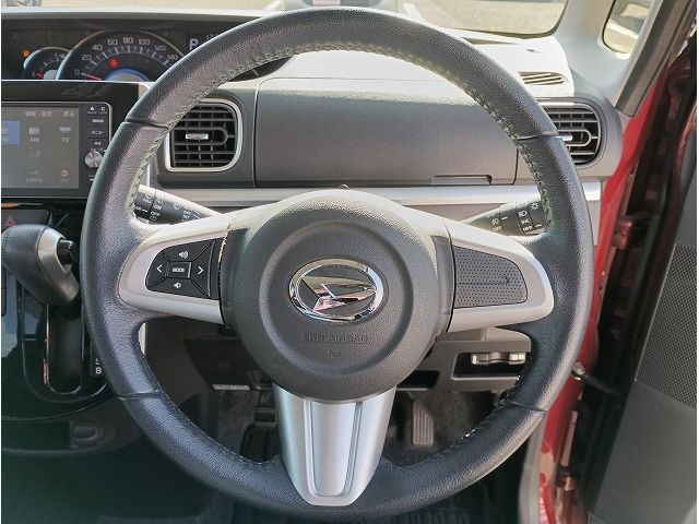 DAIHATSU TANTO CUSTOM 2015 Image 31