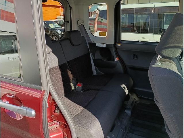 DAIHATSU TANTO CUSTOM 2015 Image 31