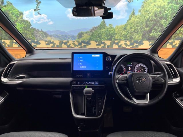 TOYOTA VOXY 2022 Image 31