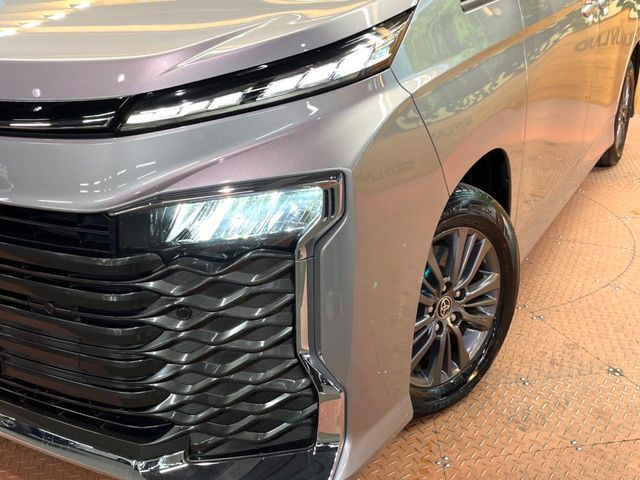 TOYOTA VOXY 2022 Image 31