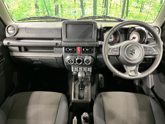 SUZUKI JIMNY NOMADE 2025 Image 31