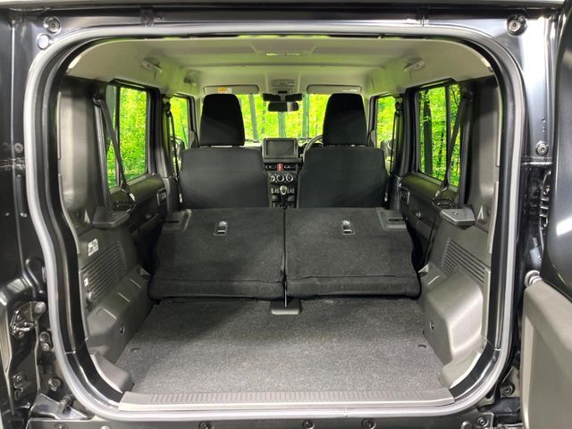 SUZUKI JIMNY NOMADE 2025 Image 31