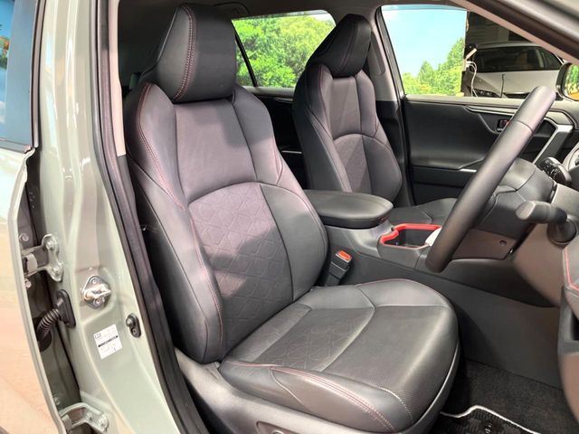 TOYOTA RAV4 4WD 2025 Image 31