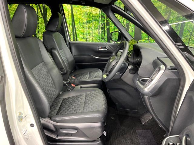 TOYOTA VOXY 4WD 2025 Image 31