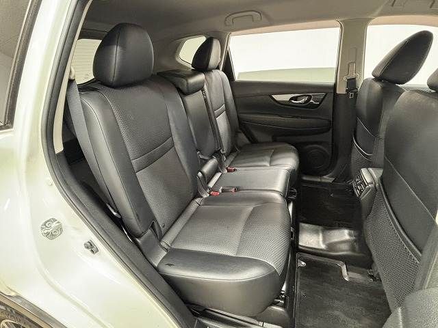 NISSAN X-TRAIL 2WD 2018 Image 31