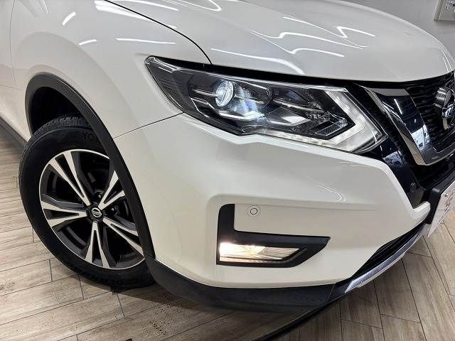 NISSAN X-TRAIL 2WD 2018 Image 31