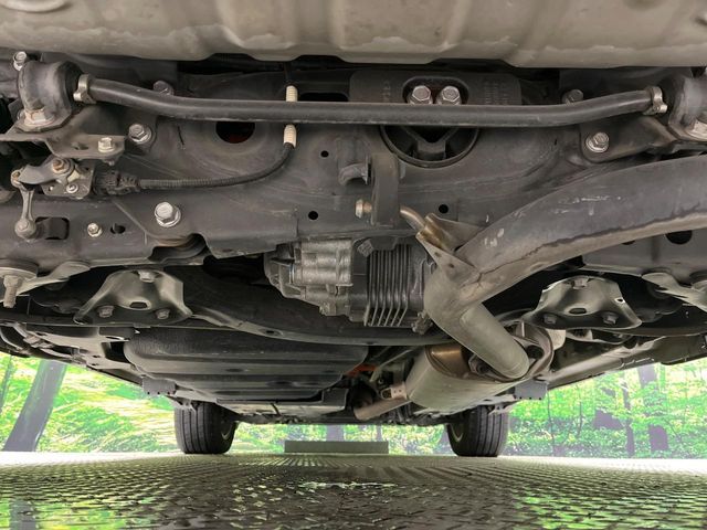 TOYOTA HARRIER HYBRID 2015 Image 31