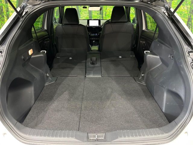 TOYOTA YARIS CROSS HYBRID 2025 Image 31