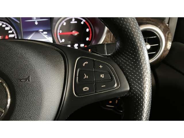 MERCEDES BENZ V CLAS 2017 Image 31