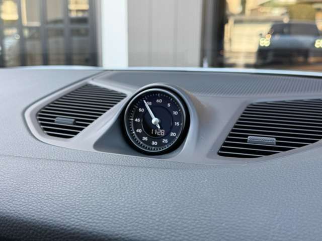 PORSCHE CAYENNE COUP 2024 Image 31