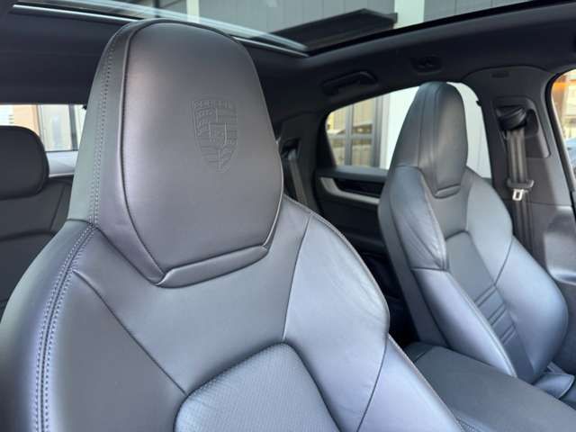 PORSCHE CAYENNE COUP 2024 Image 31