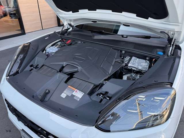 PORSCHE CAYENNE COUP 2024 Image 31