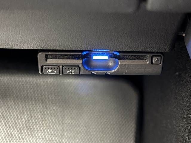 TESLA MODEL 3 2020 Image 31