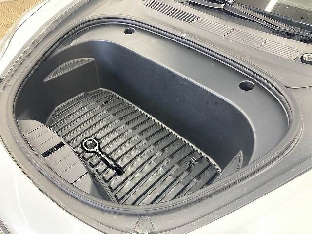 TESLA MODEL 3 2022 Image 31