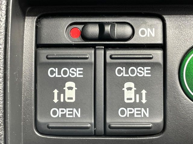 HONDA ODYSSEY HYBRID 2017 Image 31