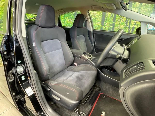 TOYOTA PRIUS 2012 Image 31