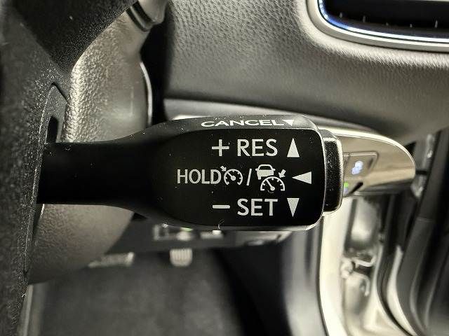 TOYOTA PRIUS 2016 Image 31