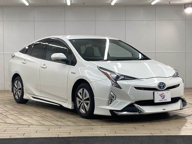TOYOTA PRIUS 2016 Image 31