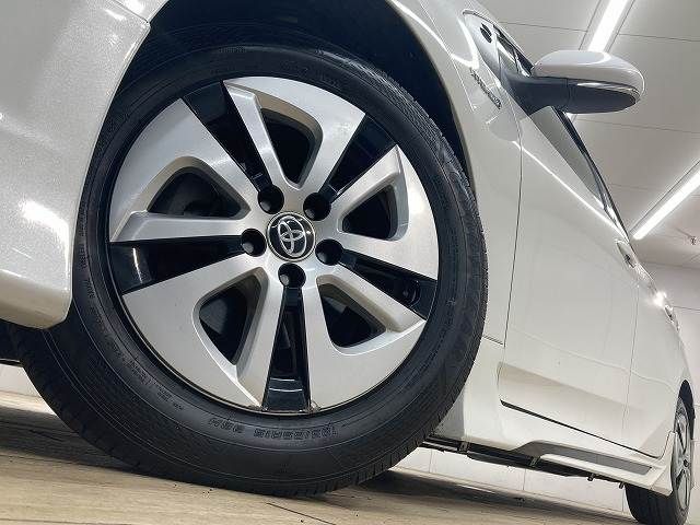 TOYOTA PRIUS 2016 Image 31