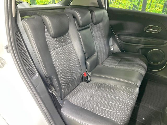 HONDA VEZEL HYBRID 2015 Image 31