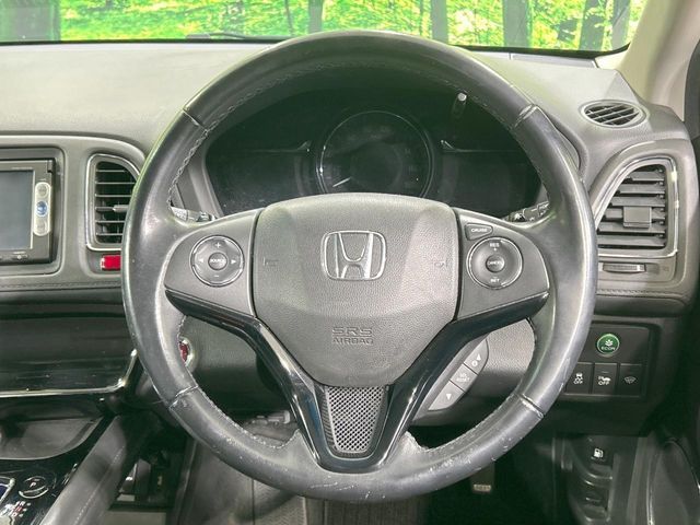 HONDA VEZEL HYBRID 2015 Image 31
