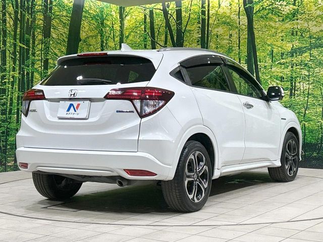 HONDA VEZEL HYBRID 2015 Image 31